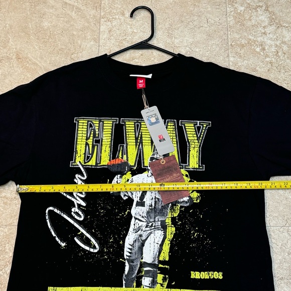 NWT Mitchell & Ness Denver Broncos Neon Pop John Elway T-Shirt Tee Size Medium - Picture 5 of 12